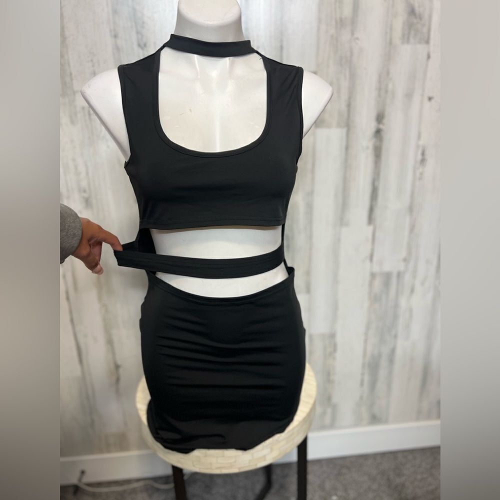 SHEIN Black Cutout Mini Dress with Choker Neck